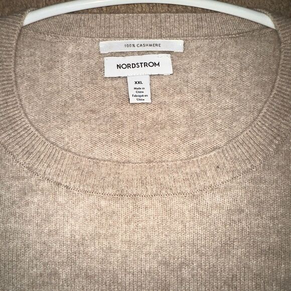 Ladies Oversized Cashmere Sweater - Picture 2 of 4